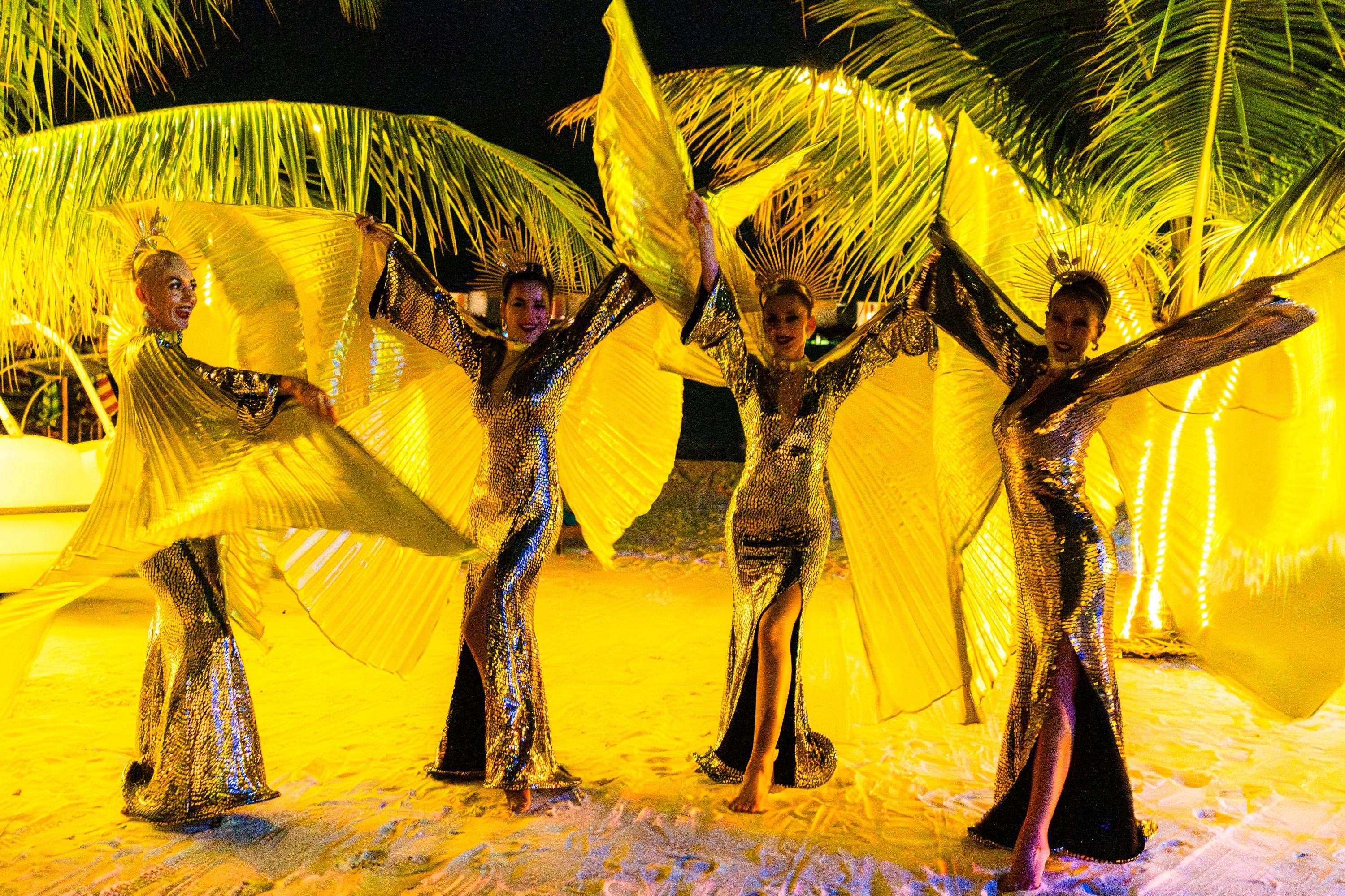 Lost in Waterworld - An Underwater Gala of Glamour