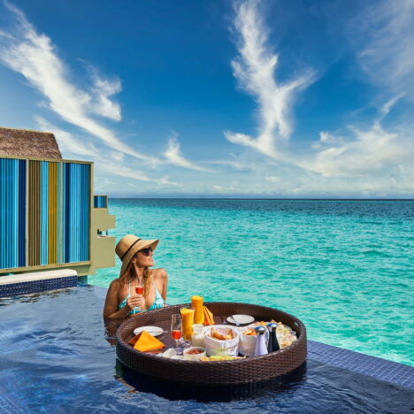 Floating_Breakfast