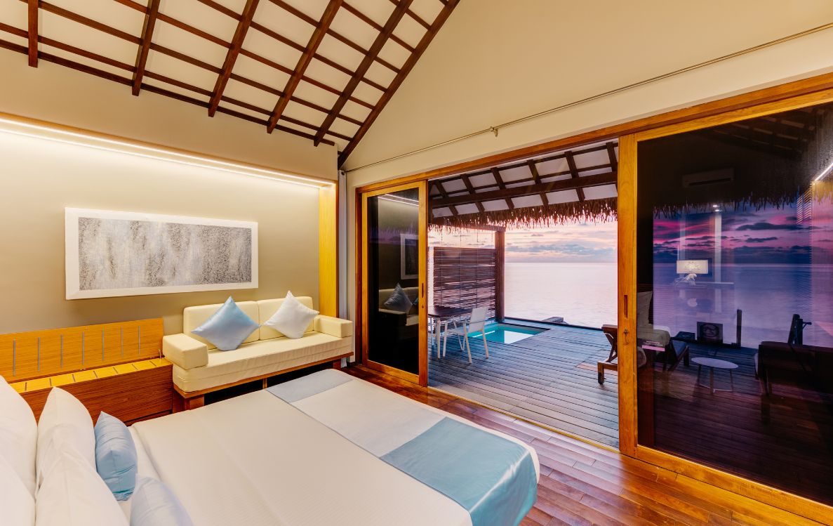 Sunset Water Bungalow with Jacuzzi