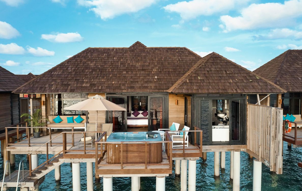 Horizon Water Villa