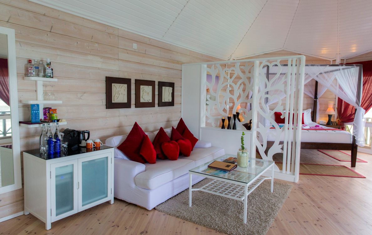 Sangu Water Villa Honeymoon Suite