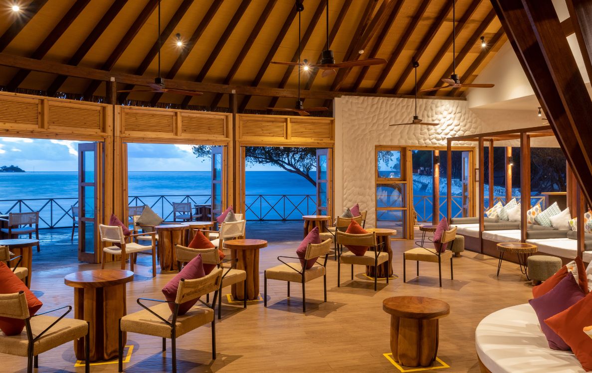 Raiyvilla Bar