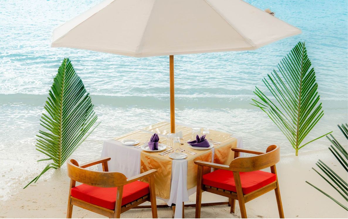 Lagoon Breakfast
