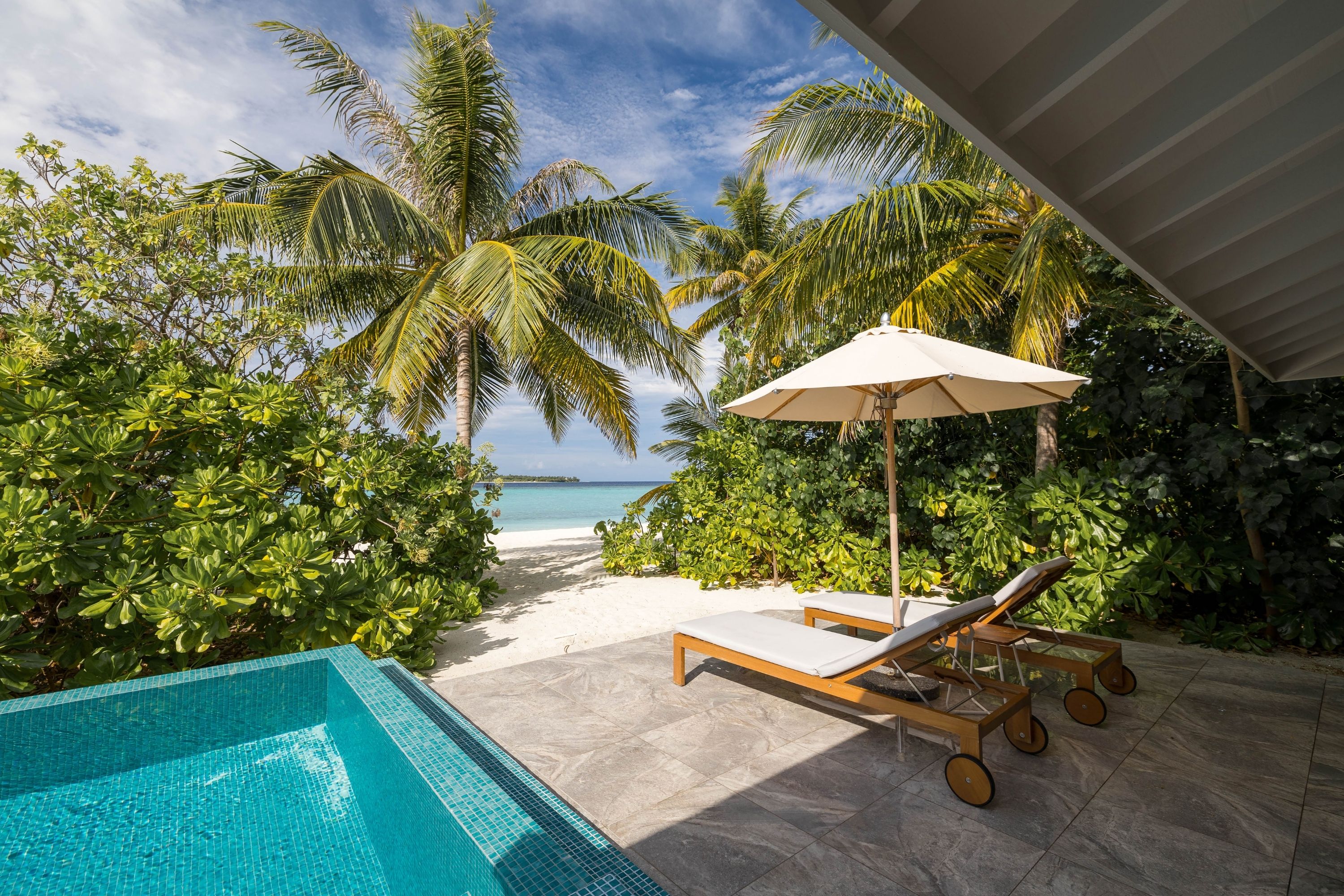 Beach Villa with Pool