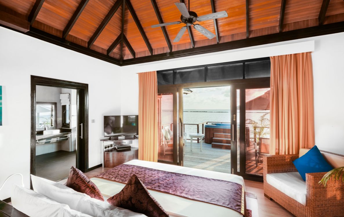 Sunset Horizon Water Villa
