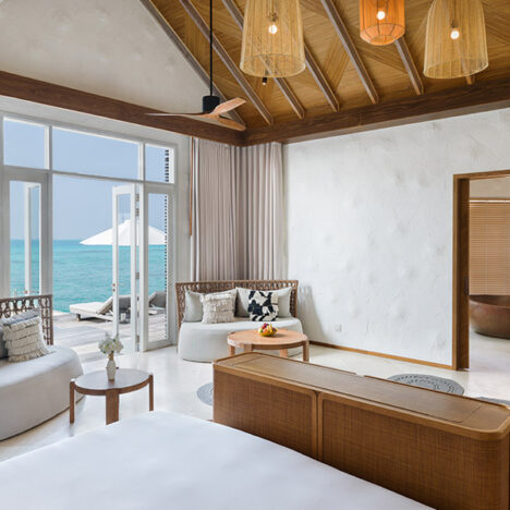 MLD-05-Two-Bedroom-Water-Sunset-Villa-with-Private-Pool-Bedroom-975x600