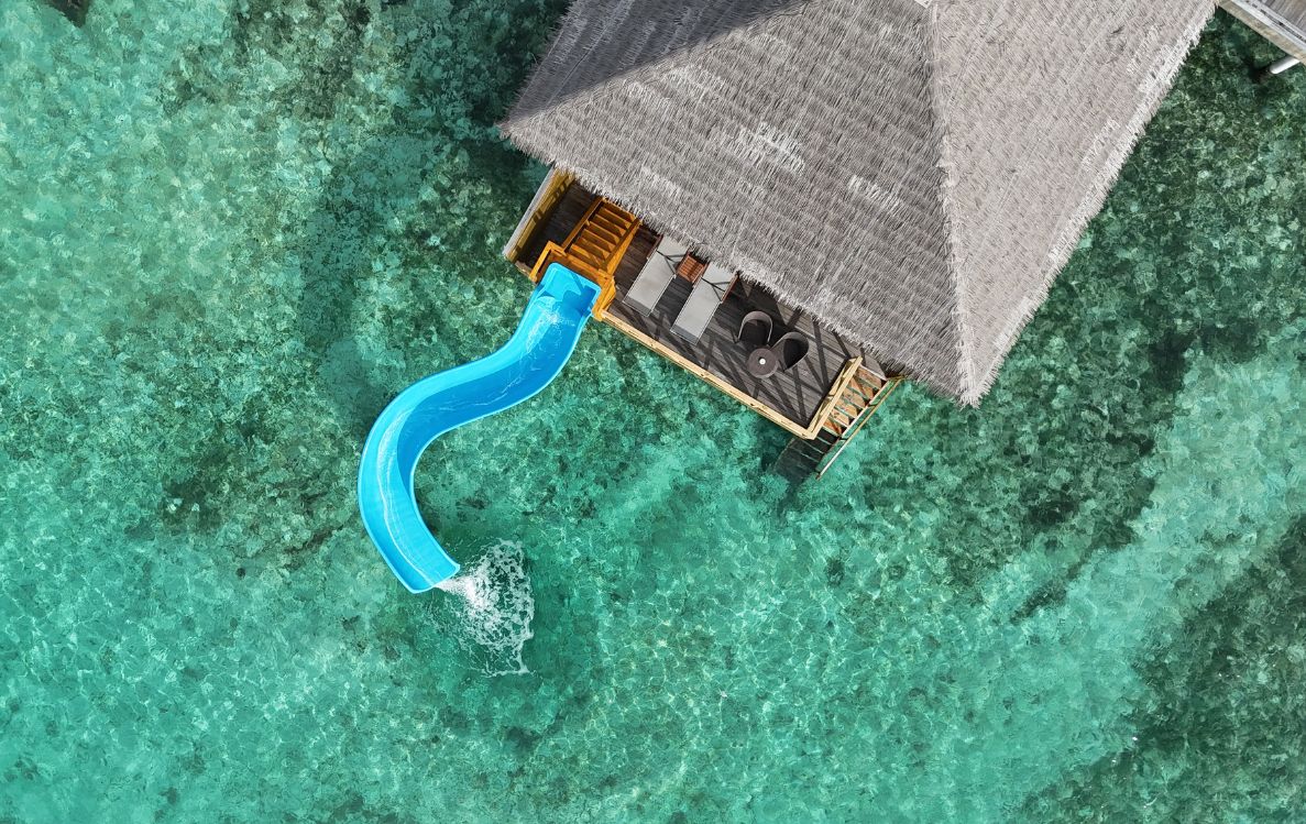 Lagoon Suite with Slide