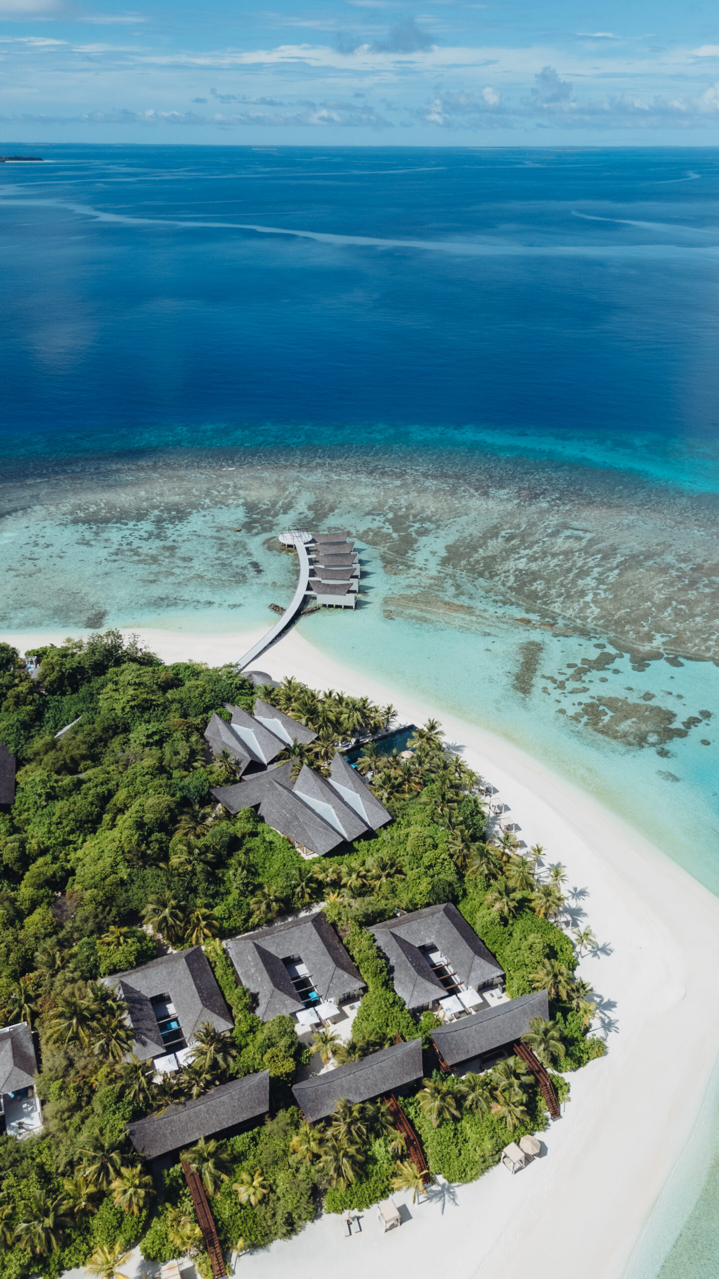 Four Bedroom Beach Pool Residence