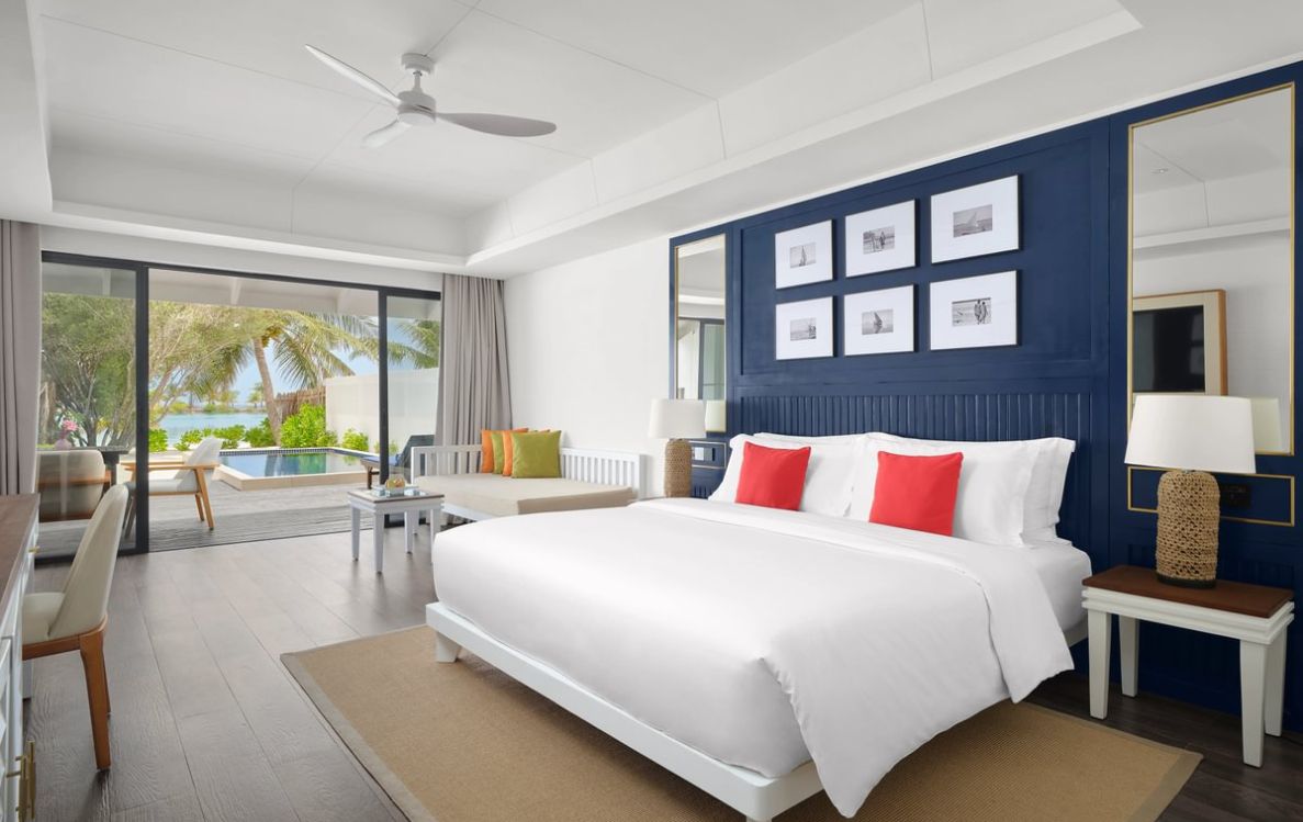 Sunset Deluxe Beach Pool Villa