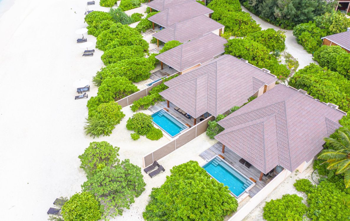 2 Bedroom Beach Pool Residence
