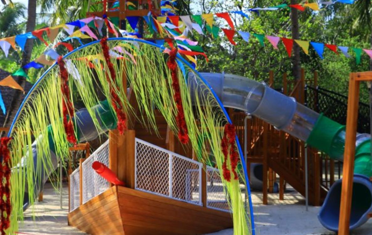 Lil’ Pirates Bay Playground