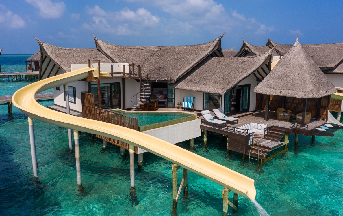 Ocean Pool Suite with Slide