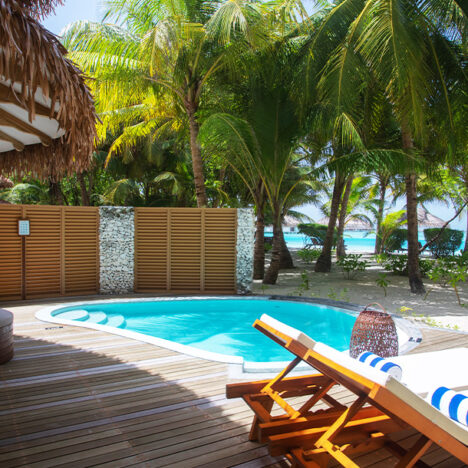 Dhonveli_Rooms_Beach Suite Pool - Pool View 5_1090X610