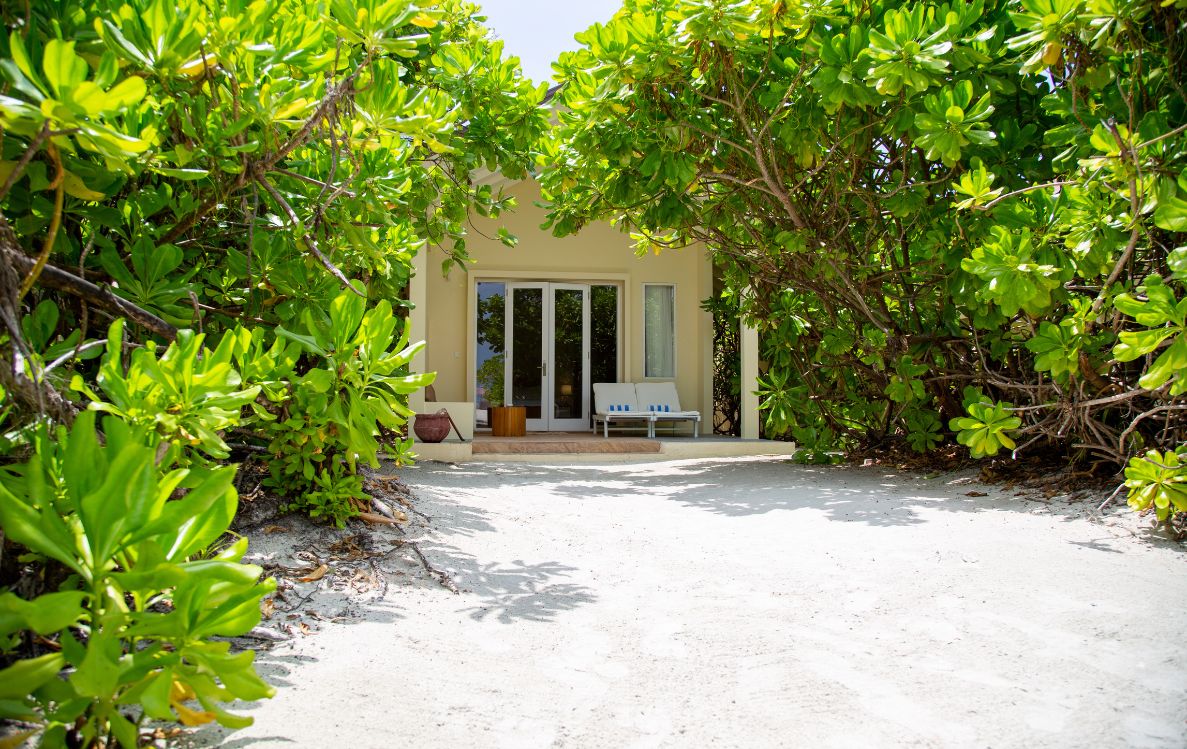 Deluxe Beach Bungalow
