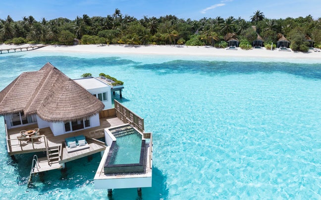 Family Water Villa With Pool