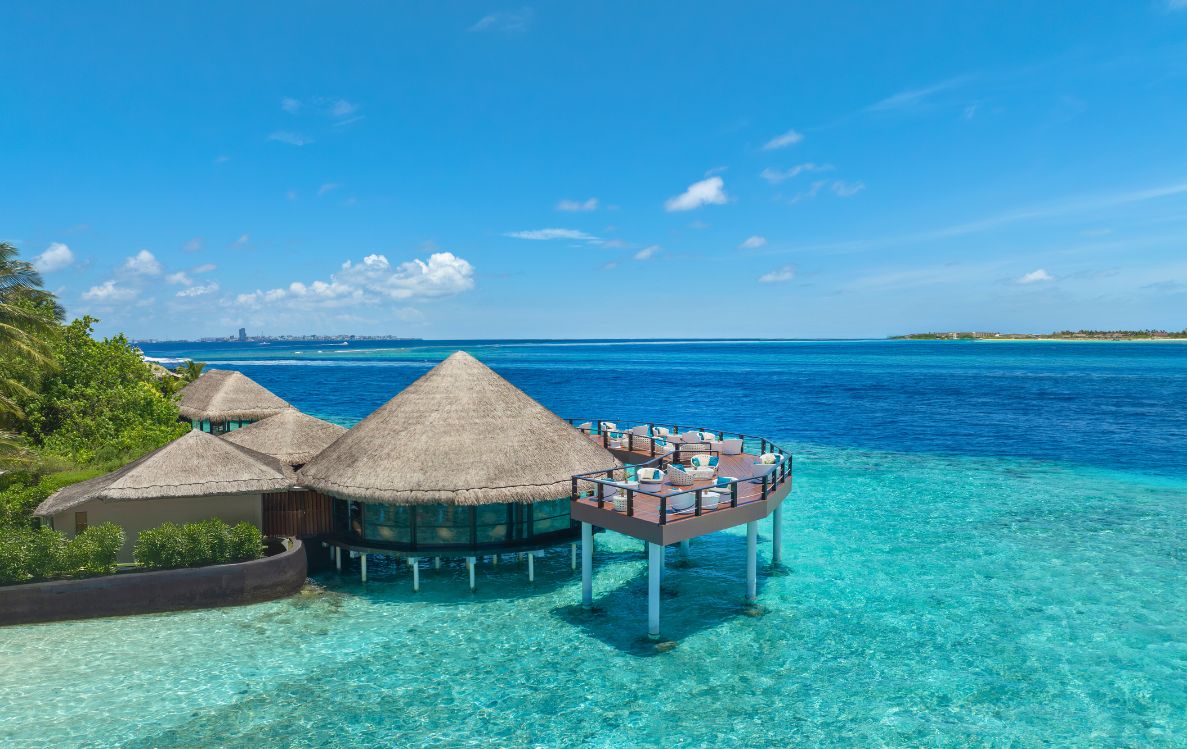 Kandholi Overwater Sky Bar