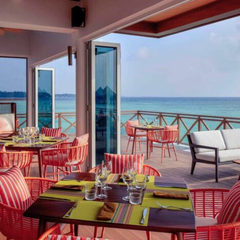 Vistas Deck