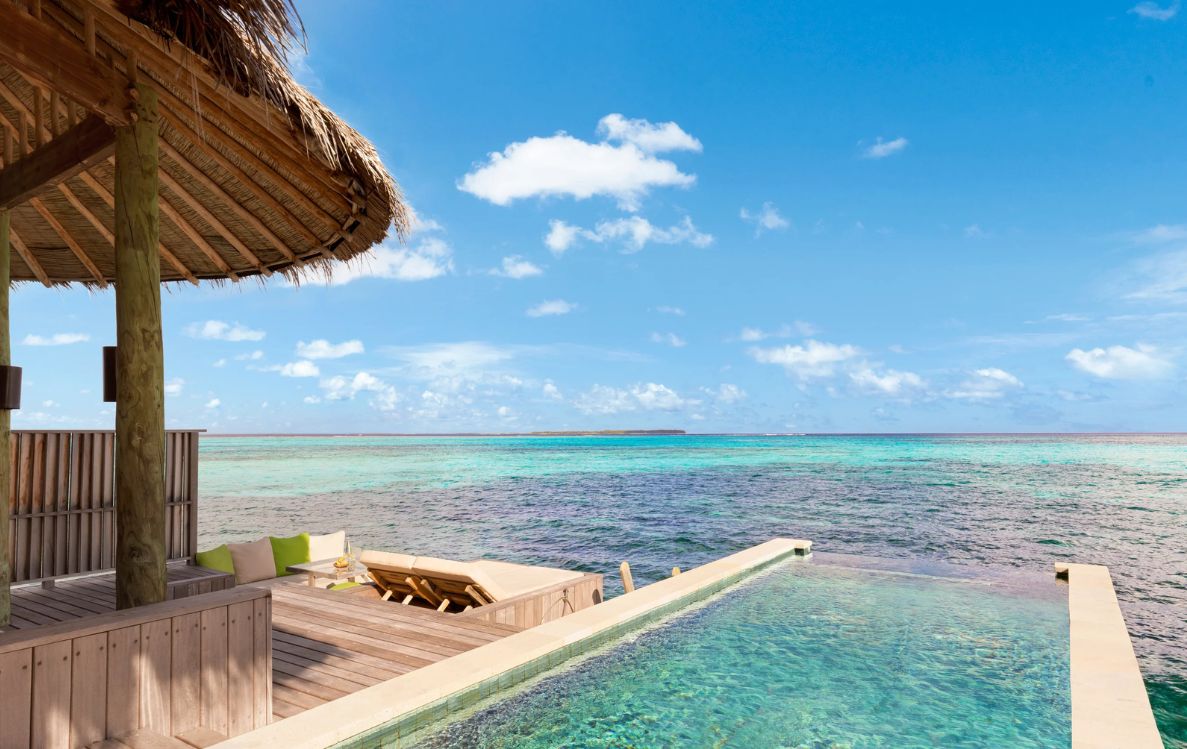 Laamu Water Villa with Pool