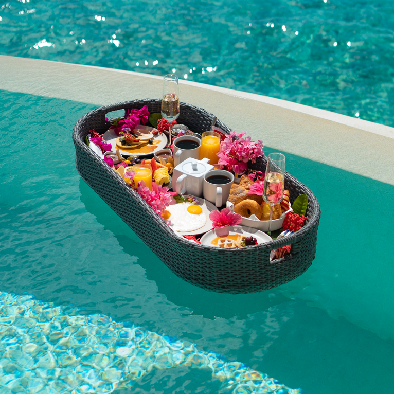 Grand Floating Breakfast