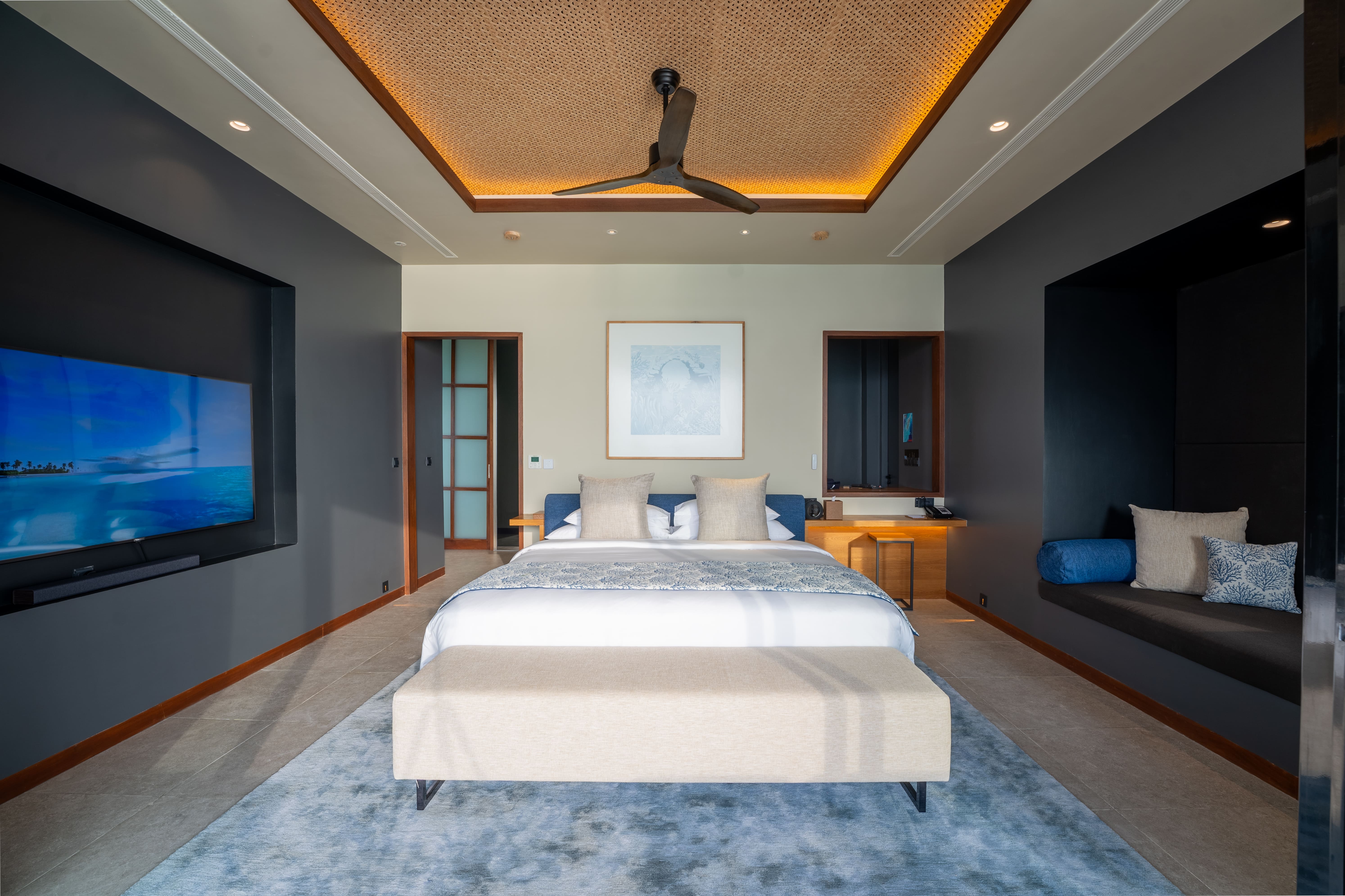 Sunset Ocean Pool Villa (2 Bedroom)